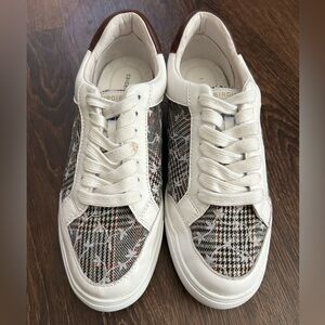 Birdies Cardinal Plaid Floral Sneakers Women’s Sz 9